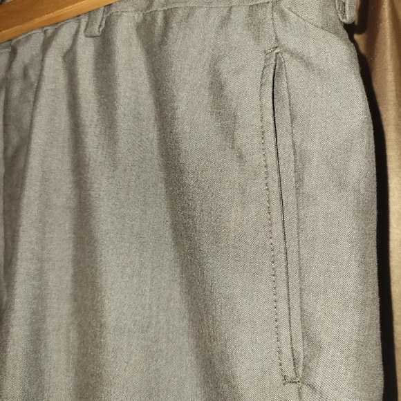 Lauren Ralph Lauren Men's Pants - Picture 8 of 11